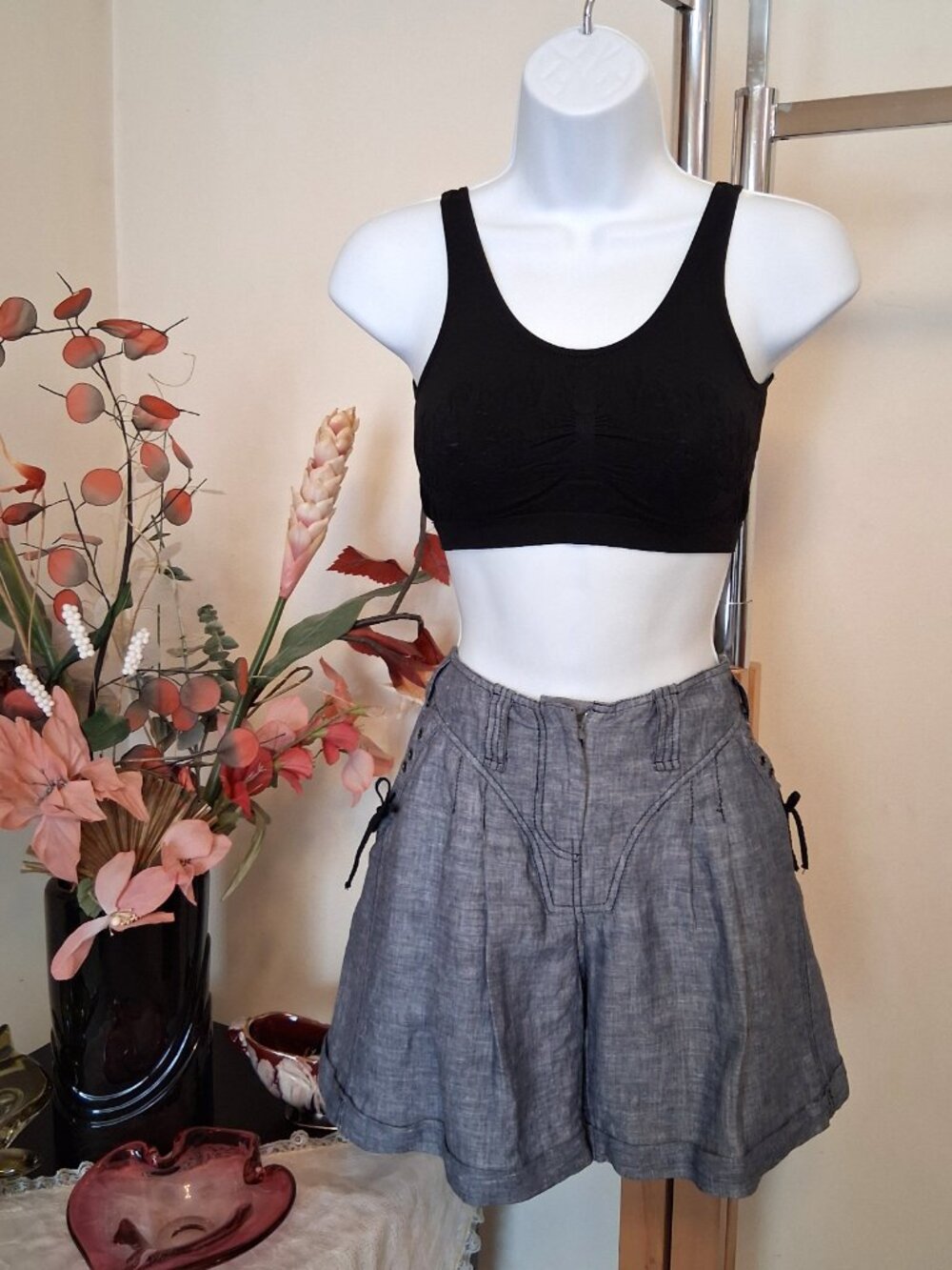 Gray High-Waist Linen-Blend Shorts - Picture 8 of 16